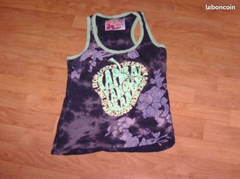 Top KAPORAL noir écritures vertes et dorées taille M TBE