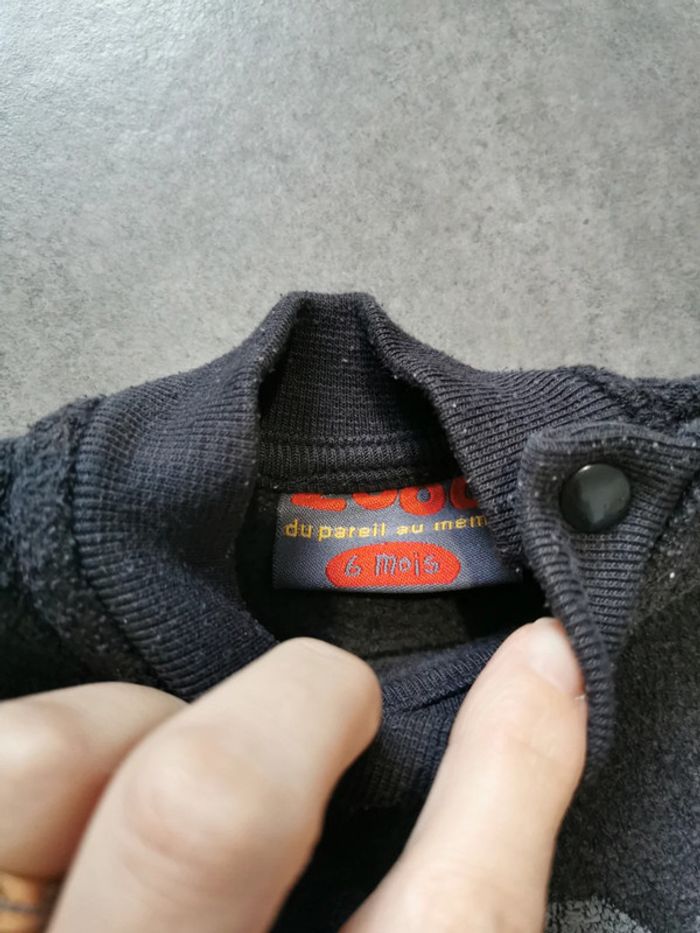 Pull 6 mois du pareil au même - photo numéro 2