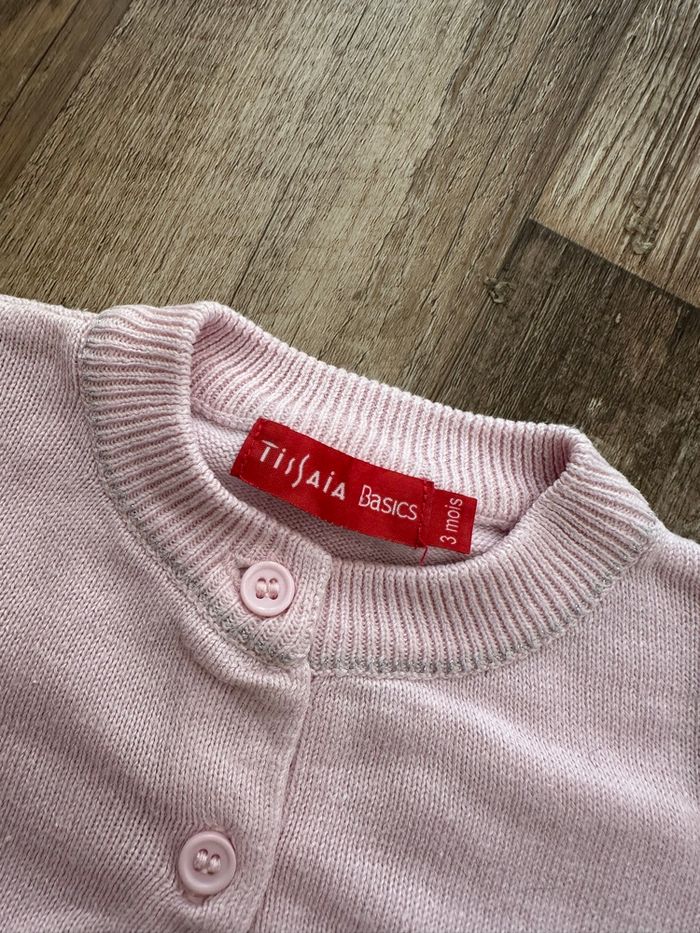 - Gilet Tissaia   - 3 mois - Très bon état - photo numéro 2