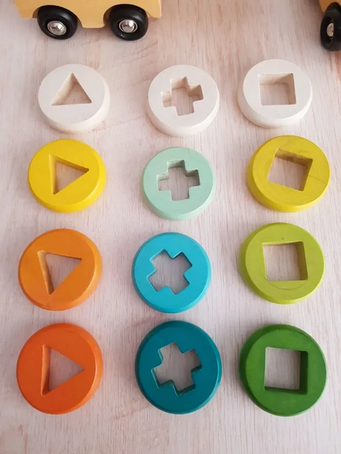 Camion multi color en bois Janod - photo numéro 4