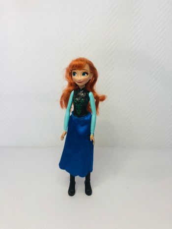 Poupée Barbie Anna la reine des neiges