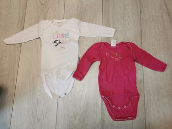 Lot 2 bodies Absorba ML 9 mois