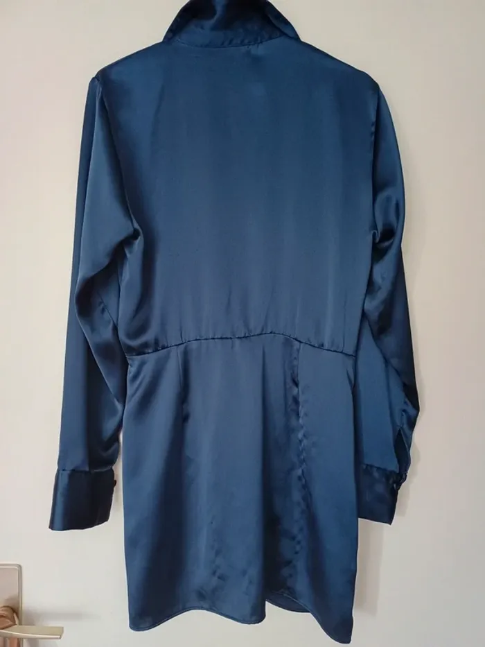 Robe de soirée zara satinée - photo numéro 2
