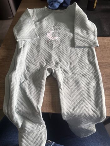 Pyjama tape à l œil 12 mois