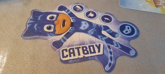 Pjmasks 4 large shaped puzzles ravensburger - photo numéro 3