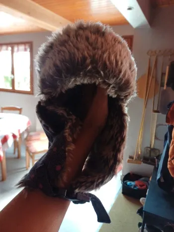 Chapeau très chaude 6/10 ans style jeans