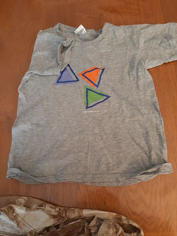 Lot de 2 tee shirt - photo numéro 2
