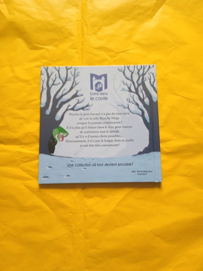 Livre "Pas la pomme Blanche-Neige" - photo numéro 2