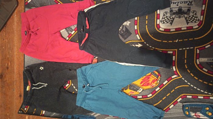 Lot de 80 vêtements pour garçon de 24 Mois - 2 Ans - photo numéro 5