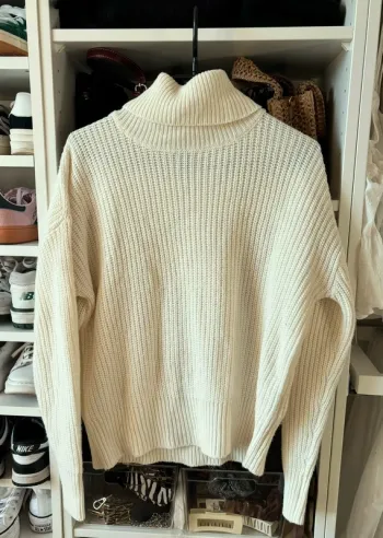 Gros pull en maille avec col roulé