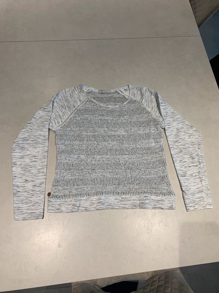 Pull sunvalley taille S en parfait état