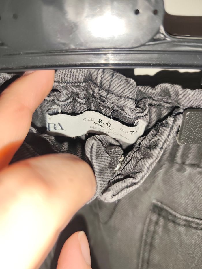 Lot jeans taille 6 mois - photo numéro 4