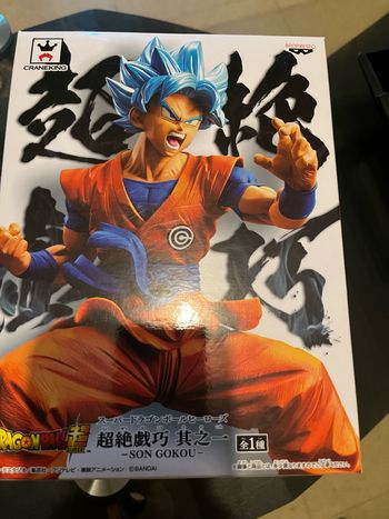 Figurine dragon ball goku blue