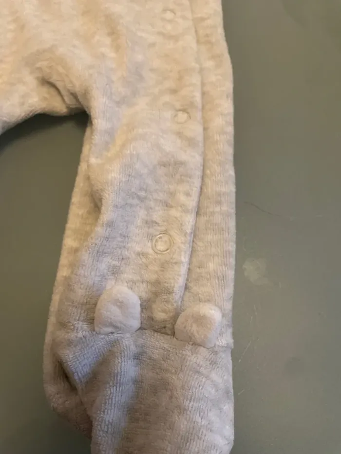 2 pyjamas 3mois - photo numéro 3