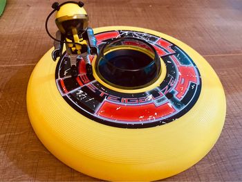Freesbee Soucoupe + spationaute playmobil