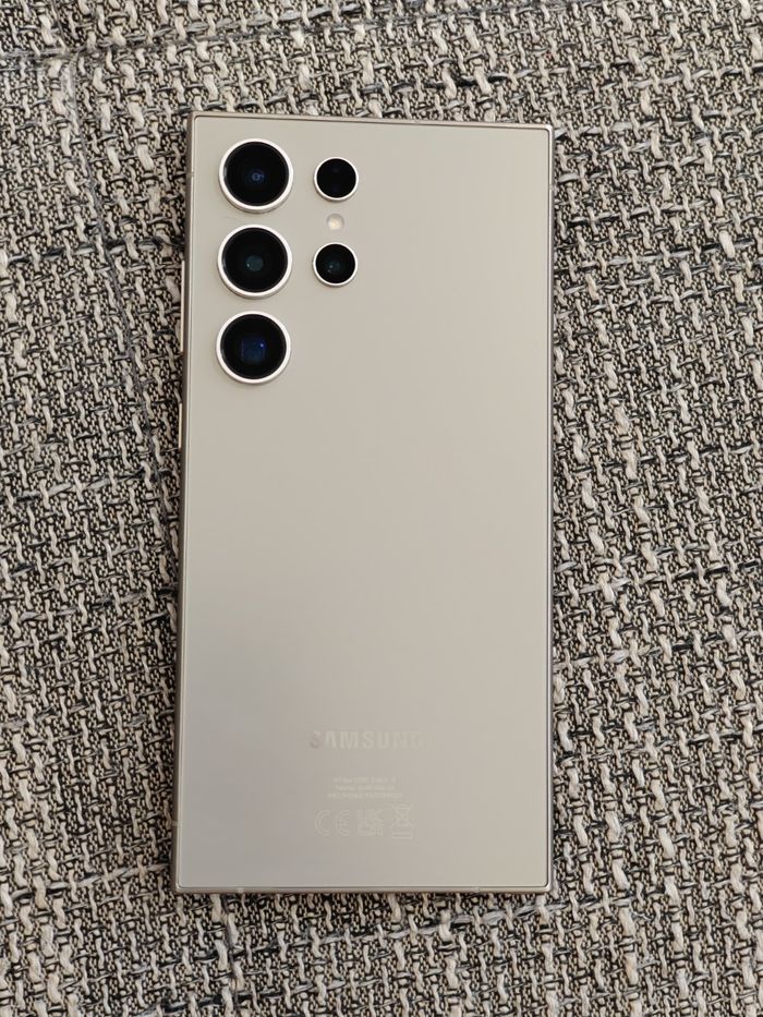 Samsung Galaxy S24 ultra 512 GB - photo numéro 3