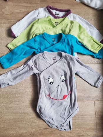 🌴 Lot de 4 body mixte manche longue taille 3 mois