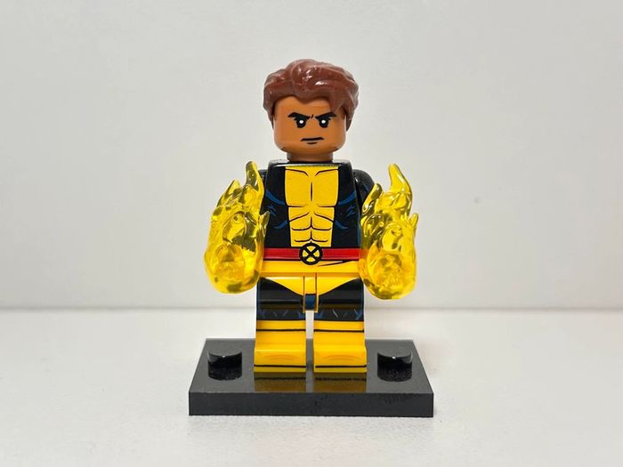 Figurines Marvel type lego