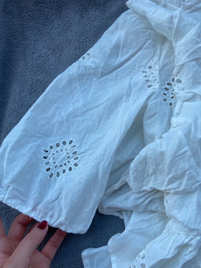 Haut blanc à volants / Taille M - photo numéro 5