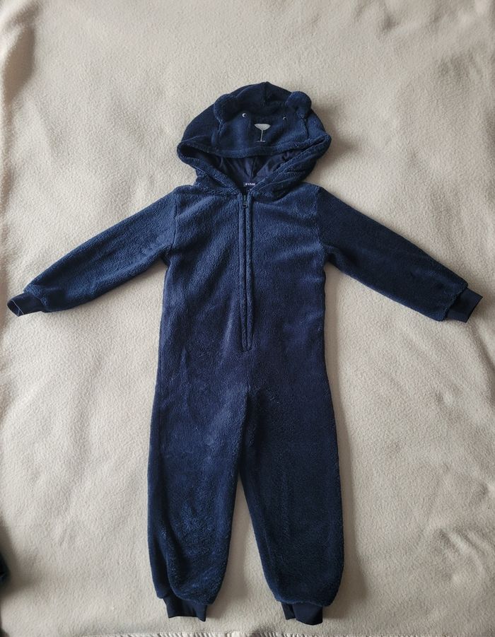 Combinaison ours noir kiabi 4 ans - photo numéro 2