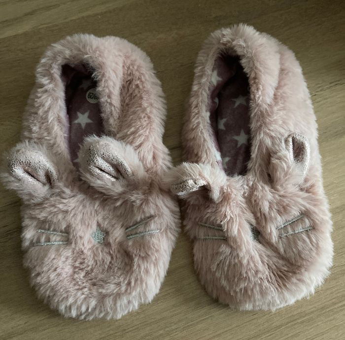 chaussons lapin antidérapant taille 28/29