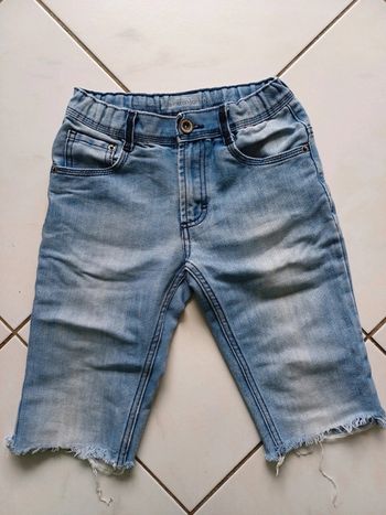 Superbe bermuda en jean 10 ans garçon