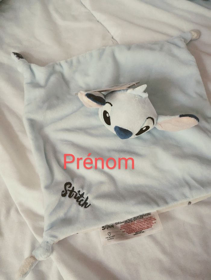 Doudou Stitch neuf