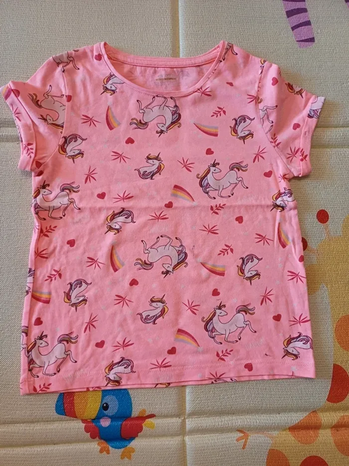 Lot t shirt 8 ans - photo numéro 2