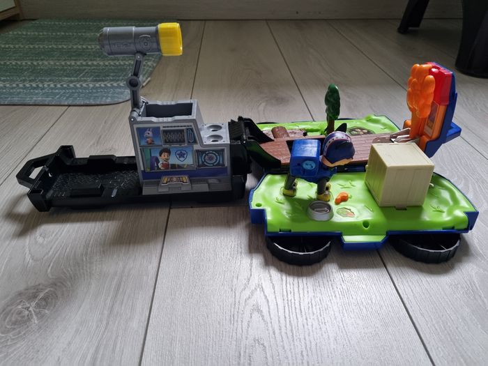 Voiture avec chase - photo numéro 5