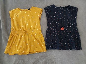 Lot de 2 tuniques/robes 18 mois fille