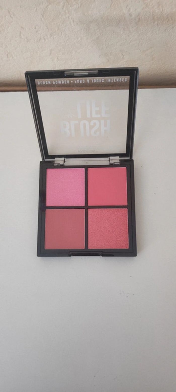 Blush 4 couleurs - photo numéro 2