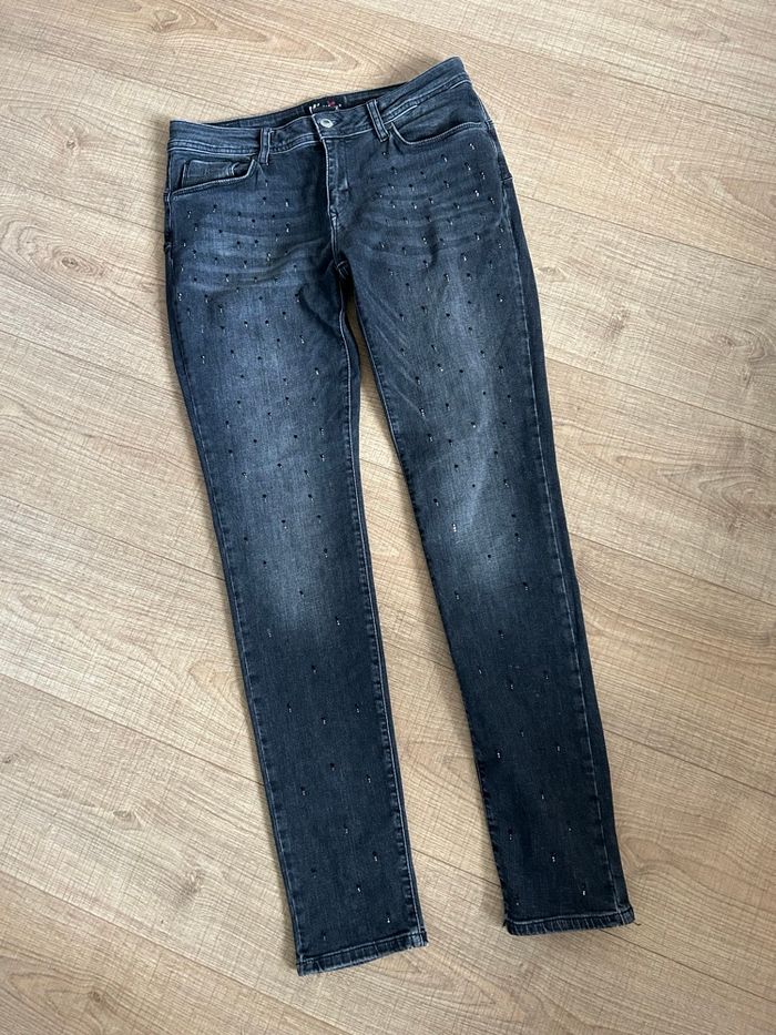 Jean noir délavé avec strass Kaporal taille W32 et L32 TBE - photo numéro 7