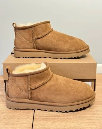 Bottes de neige courtes UGG 🌰37
