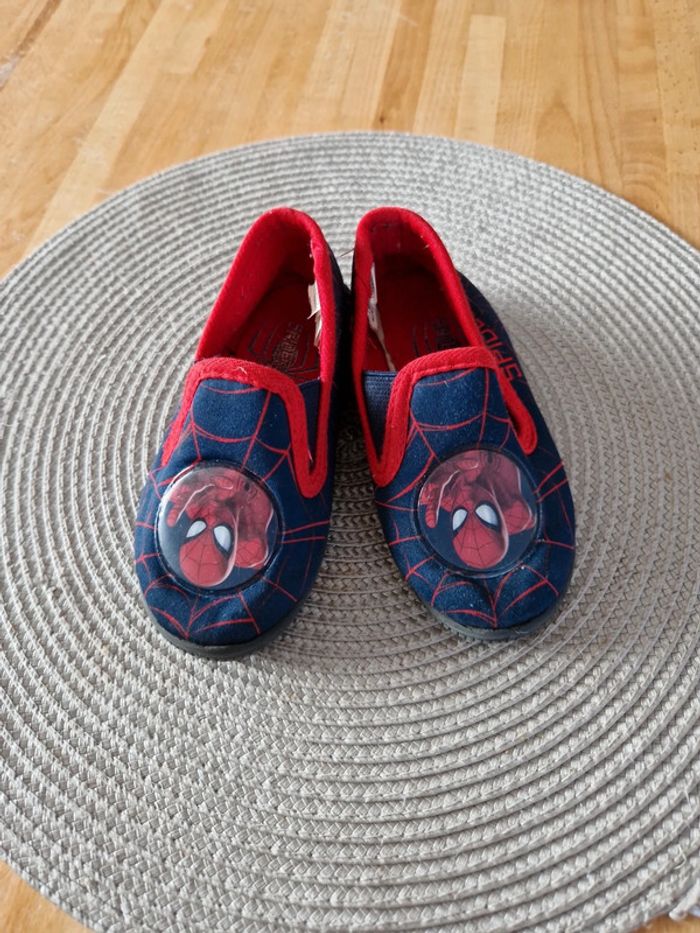 Chaussons Spiderman - photo numéro 2