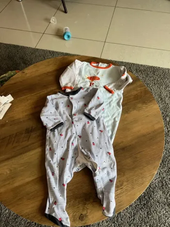 Lot de 2 pyjama coton 9 mois
