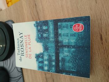 LIVRE SENTINELLE DE LA NUIT EE TATIANA DE ROSNAY *