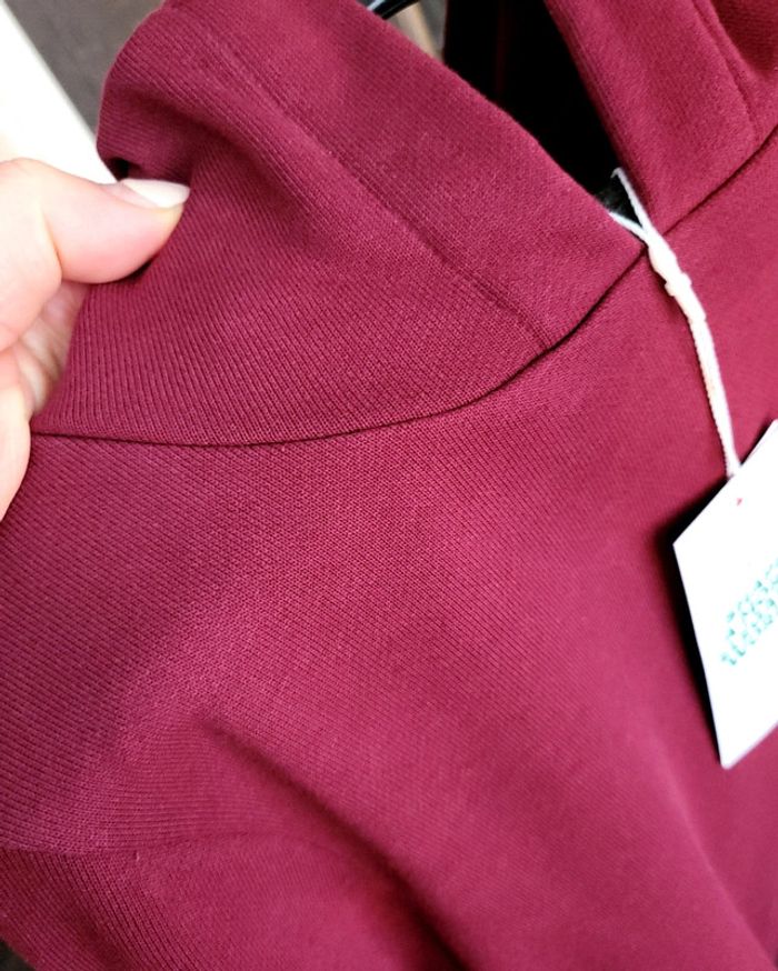 Robe ou sweat long a capuche lacoste neuve taille 6 ans bordeaux/framboise - photo numéro 10