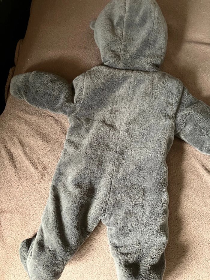 Combinaison 3 mois - photo numéro 2