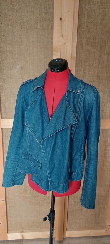 Perfecto en jean