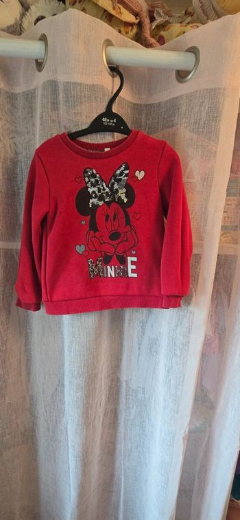 Sweat disney minnie