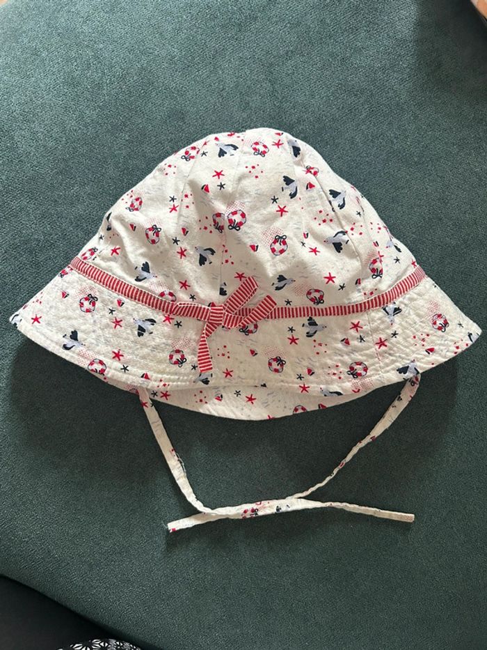 Très joli chapeau neuf estival sergent major 24/36 mois