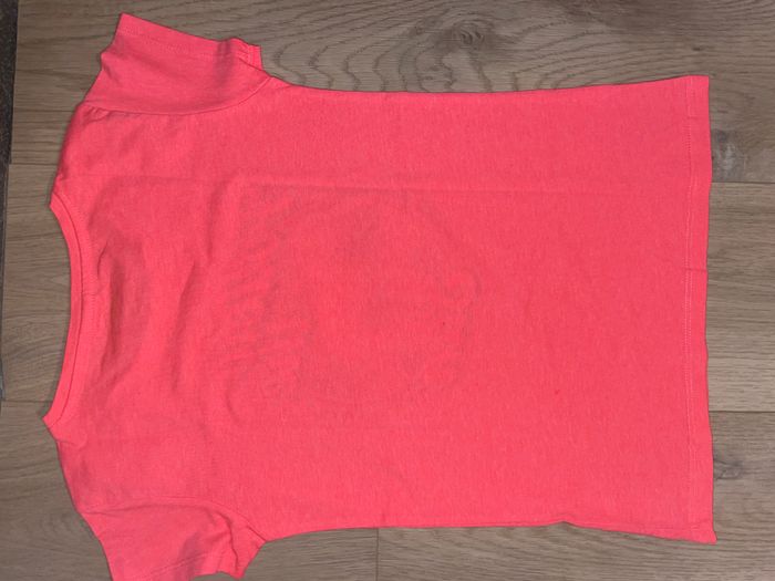 Tee shirt Protest rose Taille 10 ans / 140 cm Très bon état - photo numéro 4