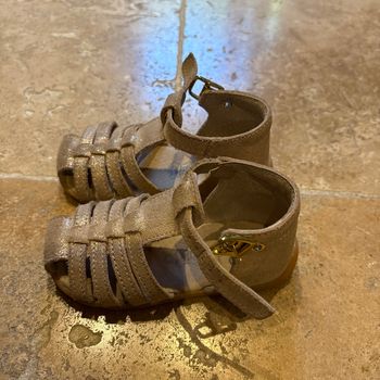 Sandales filles taille 21