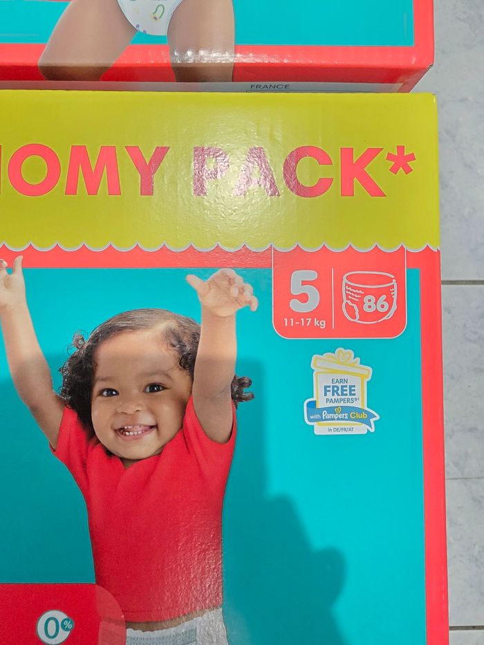 🍼 Pampers Baby Dry – Taille 5 (11 - 17 kg) – Lot 2x86 couches – Neuf - photo numéro 2