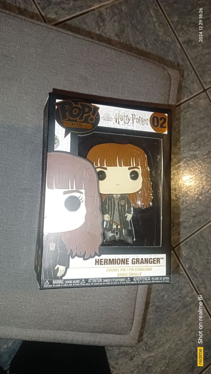 Pop pin's géant de hermione granger dans Harry Potter