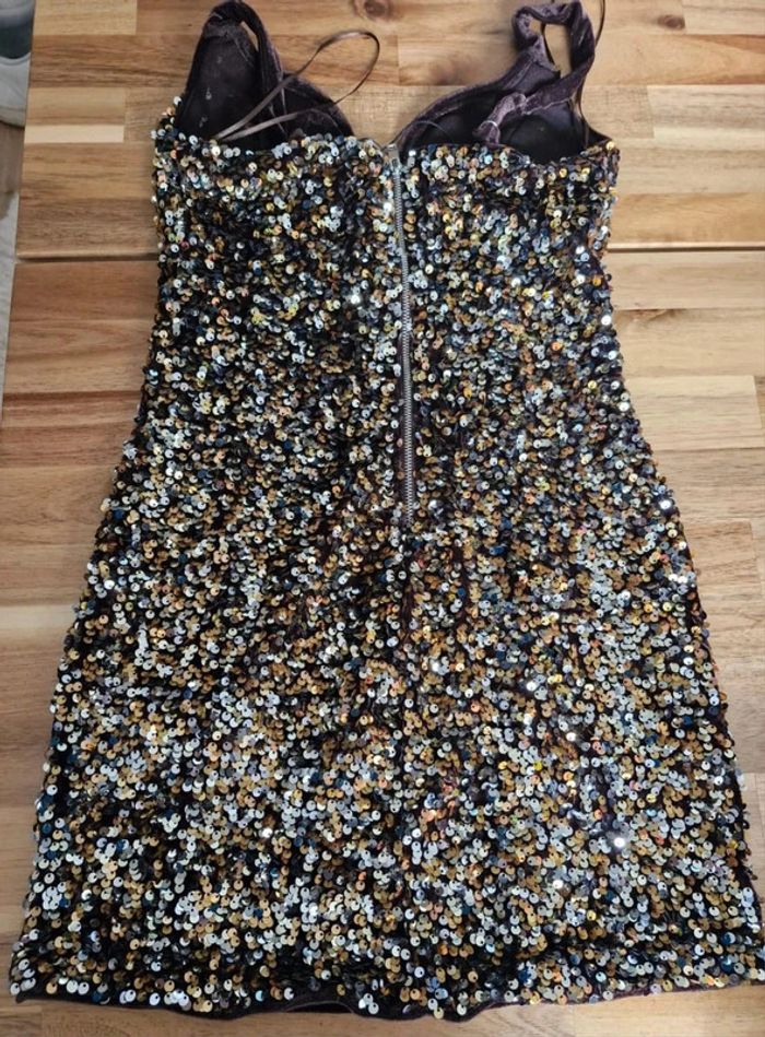 Robe de fête - photo numéro 3
