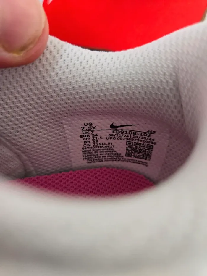 Nike dunk low Taille 34 neuf blanc rose fuchsia - photo numéro 7