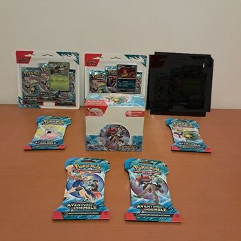 Lot pokémon EV09 Aventures ensemble avec display carte promo stamp (petits défauts sur display)