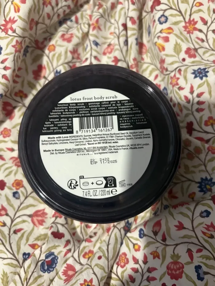 Gommage rituals lotus frost 220 ml - photo numéro 3