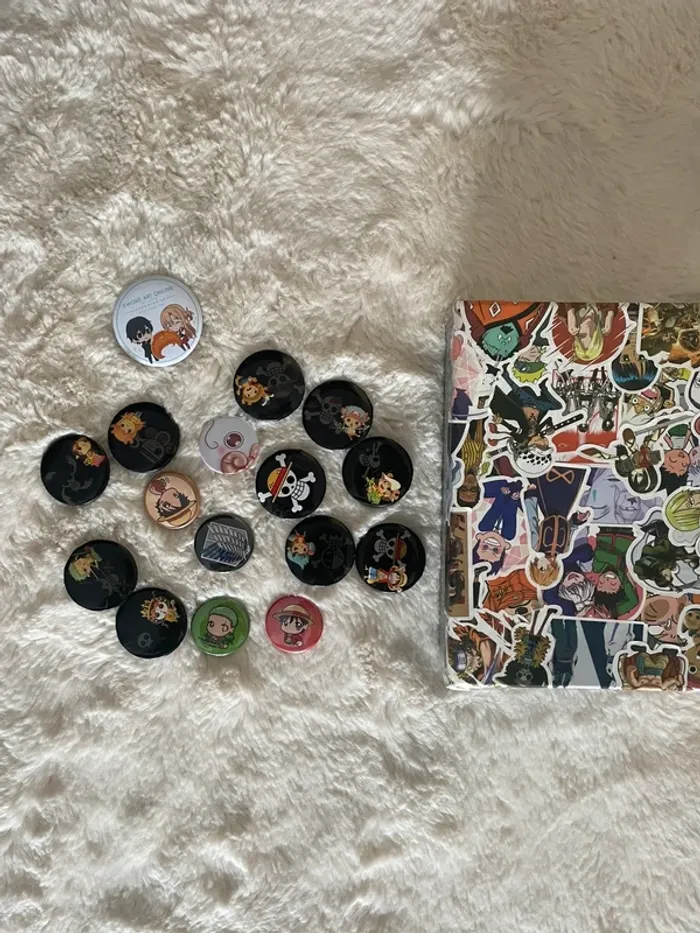 Lot de collection 16 Pins mangas